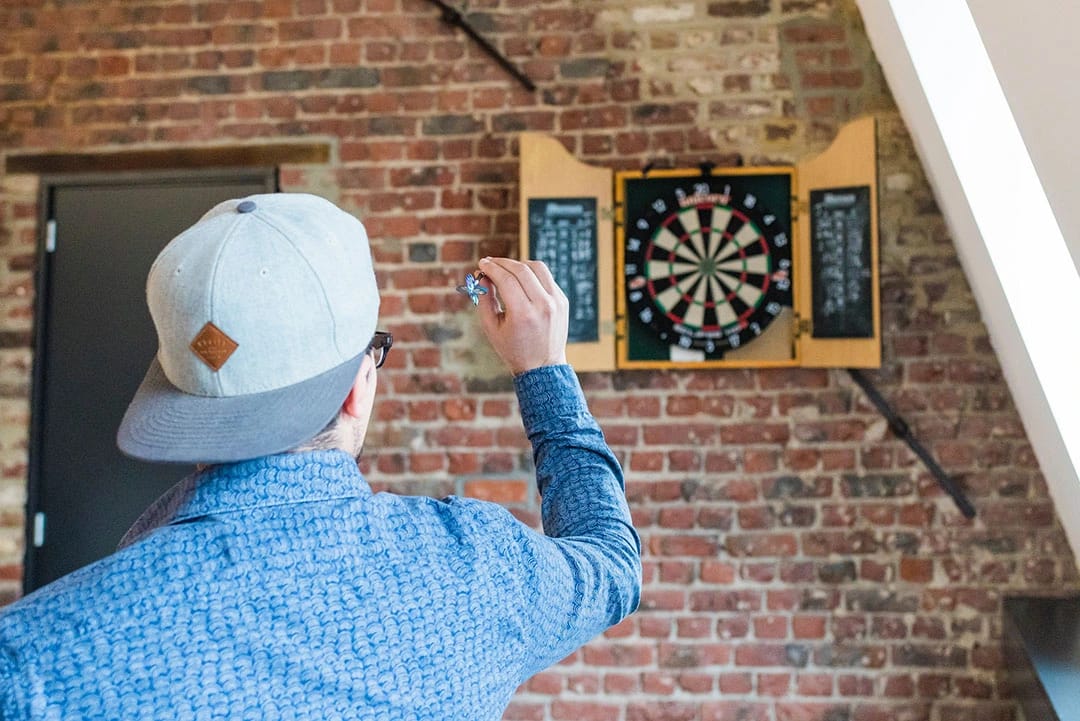 Dartscheibe im Büro